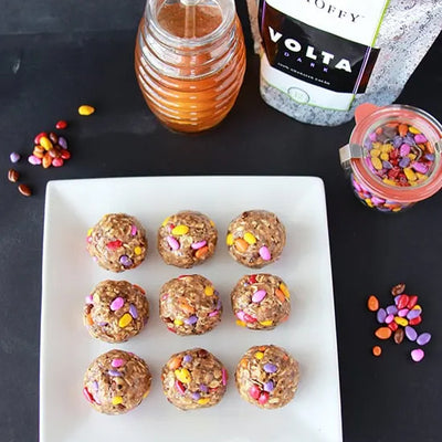 Almond Choffy power bites rolled into balls
